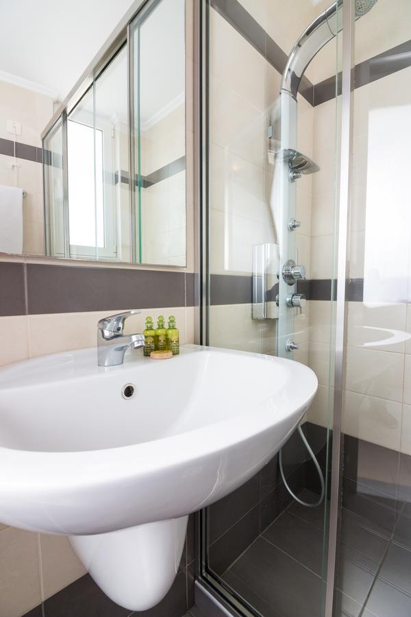 Christina Beach Hotel Chania  Ngoại thất bức ảnh